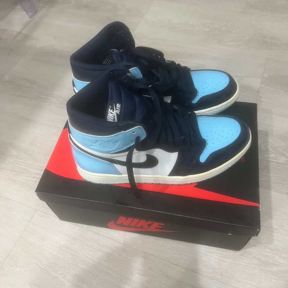 WMNS Jordan 1 “ Blue Chill” or “UNC”